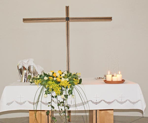 Gedeckter Altar